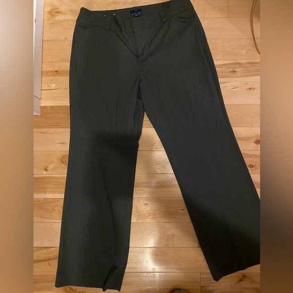 Gap stretch curvy fit Dress Pants. New. - Picture 1 of 7